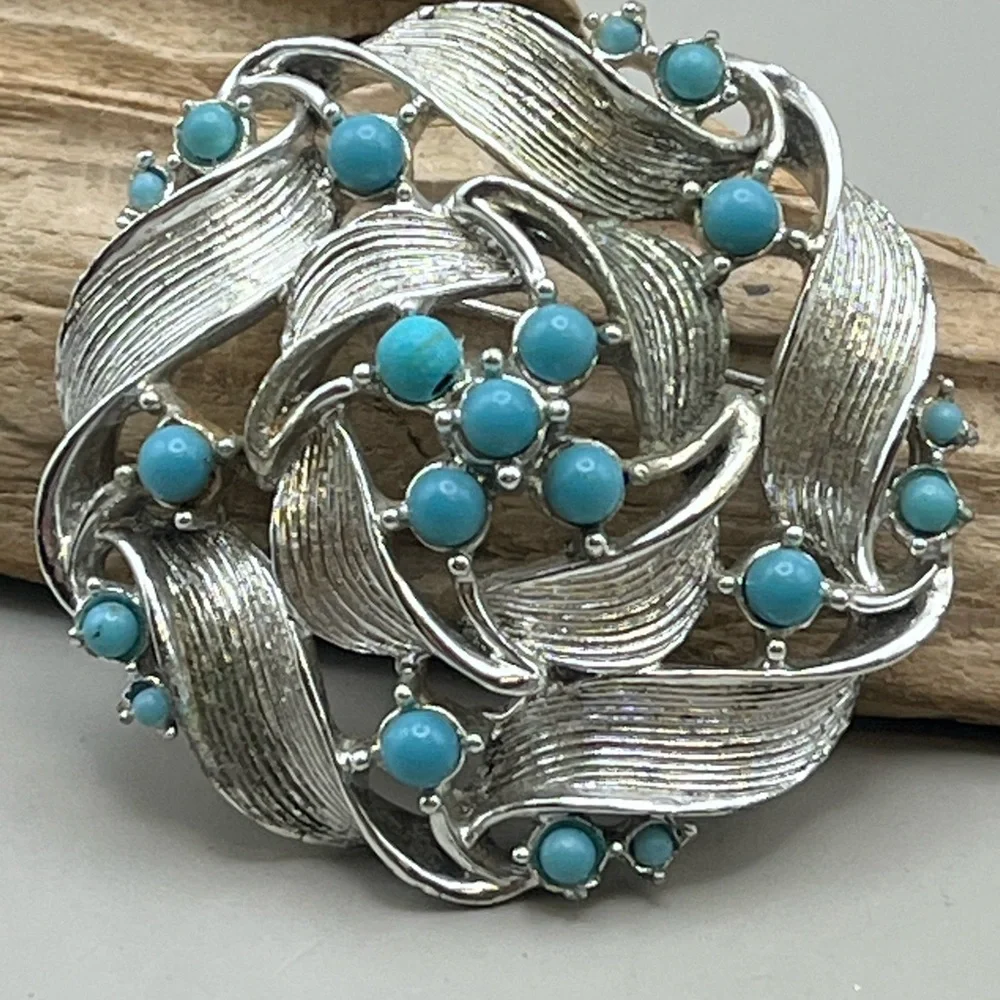 Elegant Silver and Turquoise Brooch